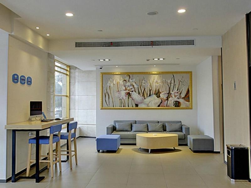 Hanting Hotel Shanghai Hongqiao Hechuan Road Exterior foto