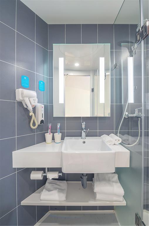 Hanting Hotel Shanghai Hongqiao Hechuan Road Exterior foto